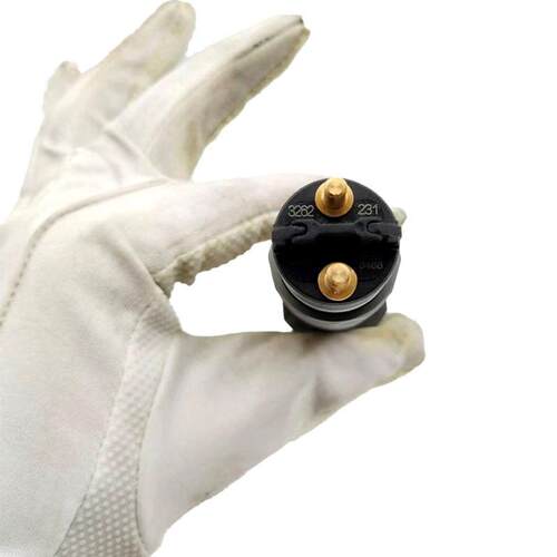 6D107发动机配件喷油器6754-11-3011适用小松挖掘机PC200 PC220-8