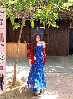 安妮不火 蓝礁红槿印花V领鱼尾雪纺吊带裙微胖大尺码收腰碎花洋装