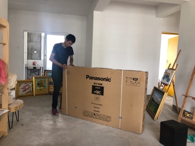 松下 TH-65HX560C怎么样?亮线砸了拆来评测下