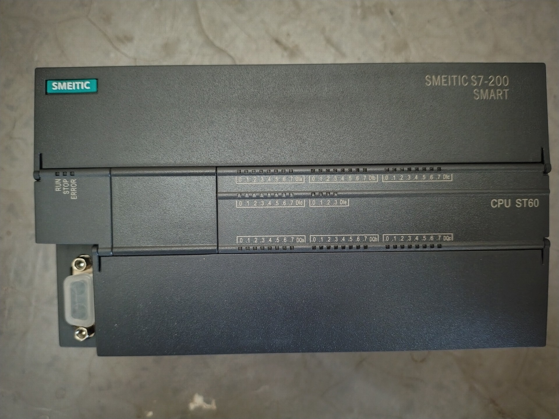 国产兼容西门子S7-200 SMART PLC，型号CPU