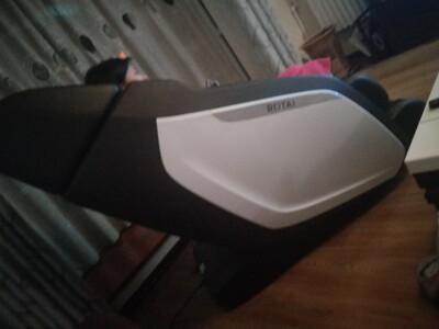 话说荣泰RT6039按摩椅怎么样?听说没效果?真有这么回事?