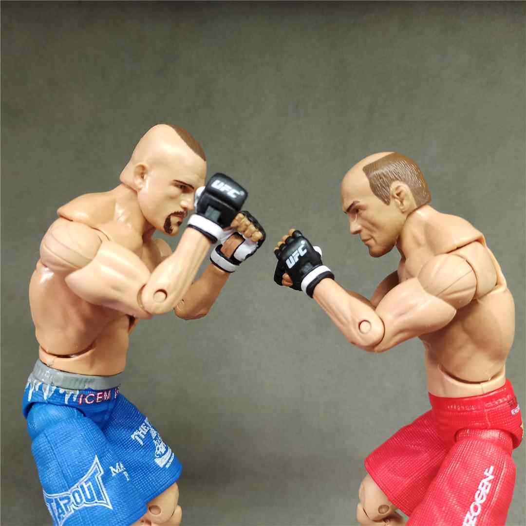 UFC 正版超可动摔跤手 20cm高 可动格斗人偶玩具模型Figure兵人冰