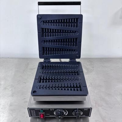 夫饼机华机松饼机CLK松树饼机圣诞树华夫烤饼机树形型香酥机厂家