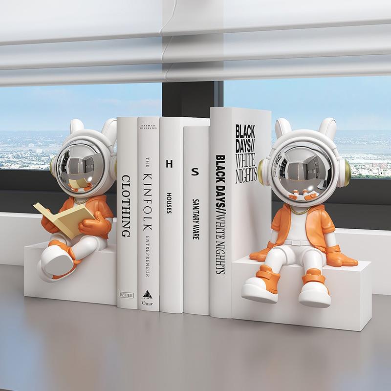 入户玄关摆件轻奢高档网红宇航员太空人摆件书挡客厅酒柜办公室书
