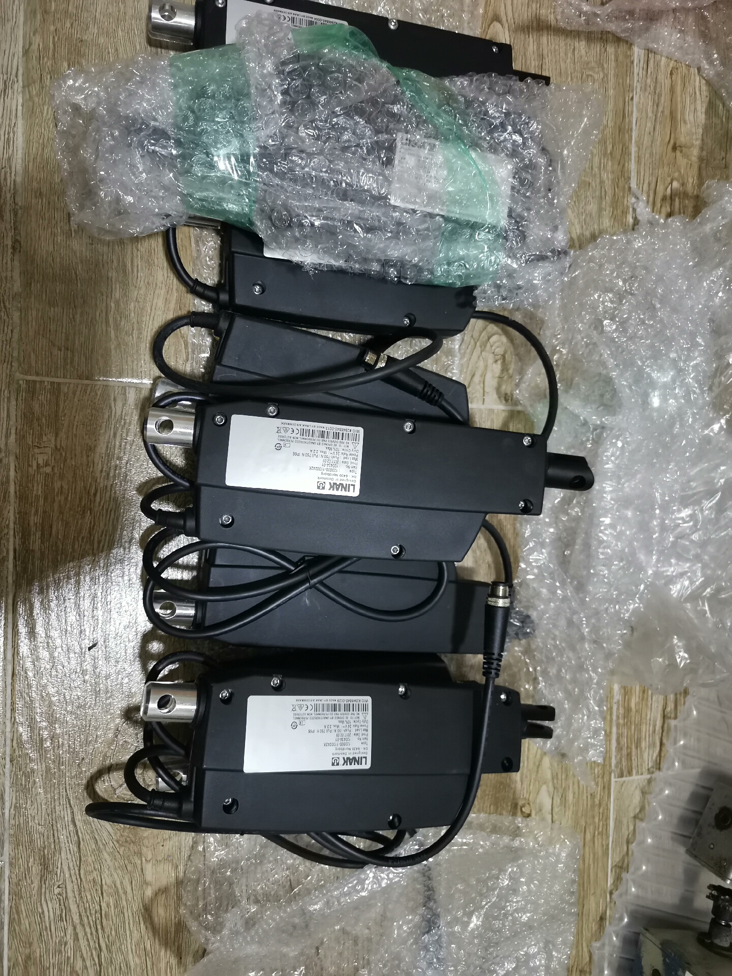 力纳克推杆，全新原装，123S00-1130242X/750