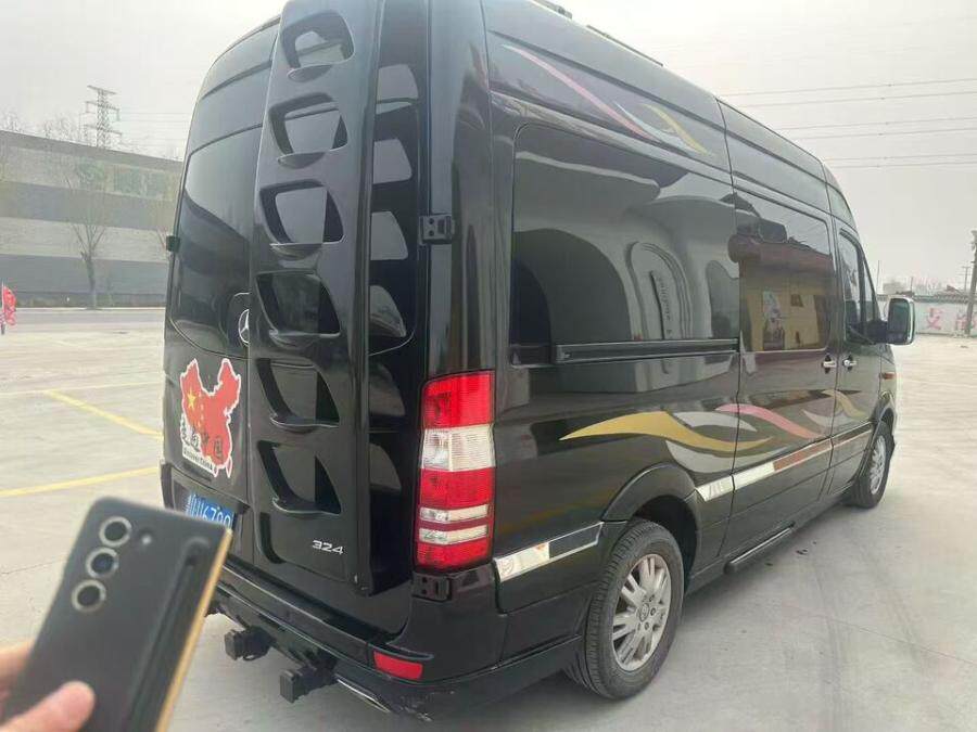 4月11日濮阳市奔驰斯宾特（新凯牌）商务房车3.5L自动挡带大床10度锂电蓝牌网络拍卖公告