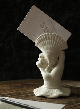 MUSe Garden质感造型全满分 复古贝壳贵妇手掌陶瓷花插中古名片架