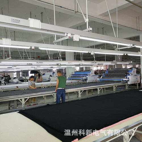 科新铝合金母线槽裁剪车间新型灯架照明配电桥架灯服装厂电子厂