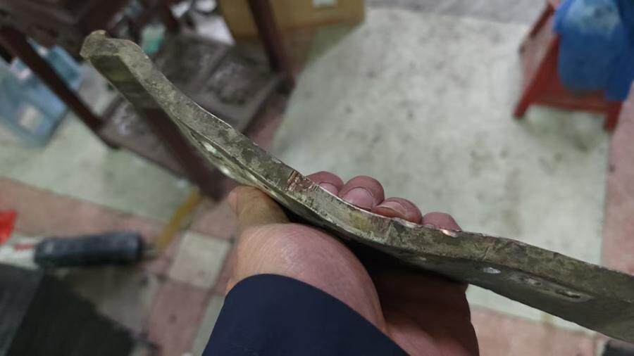 3月10日北京【京械2177】单位淘汰报废处置银触点一块（具体以实物为准，非专业人士谨慎竞拍）网络拍卖公告