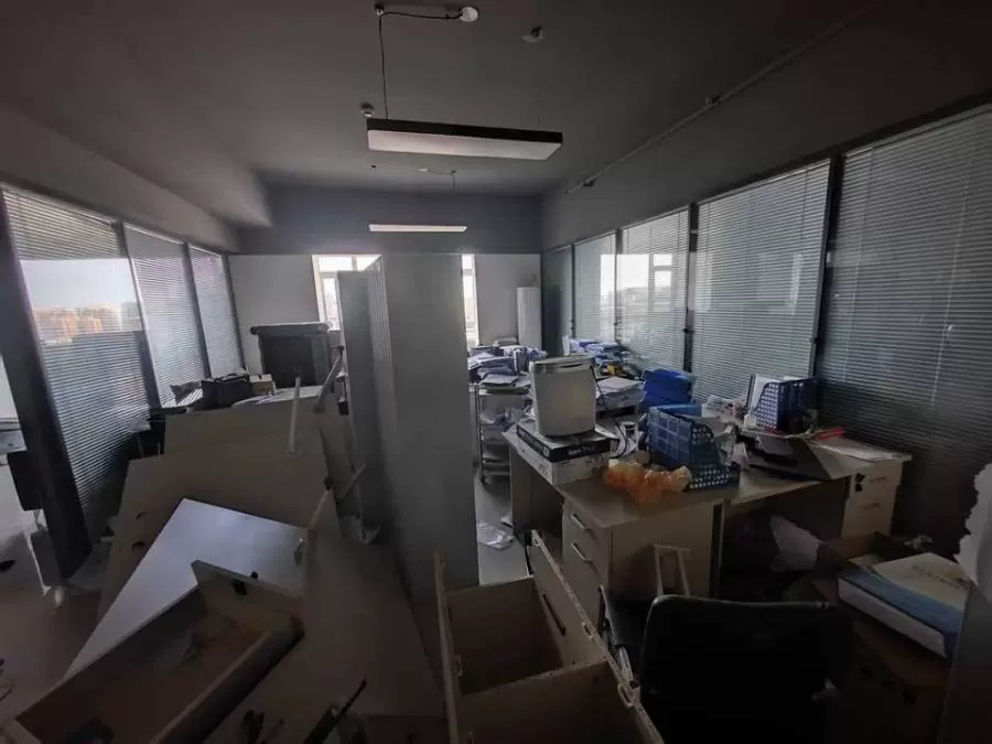 4月4日衡水某公司名下的办公家具及其他低值易耗品（旧）等破产财产。网络拍卖公告