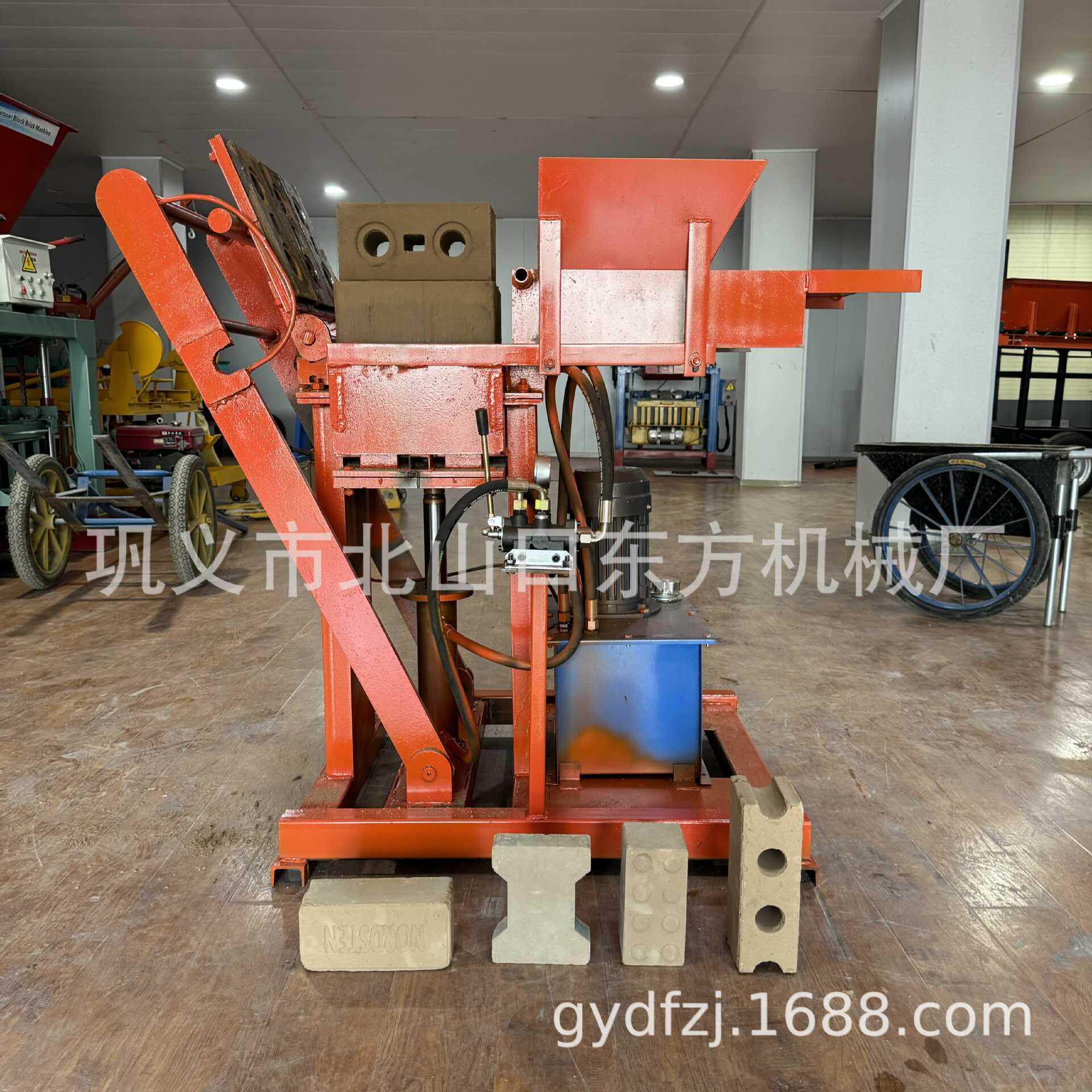 液压粘土砖机实心砖一块 泥巴砖机 好操作制土砖机 液压成型机