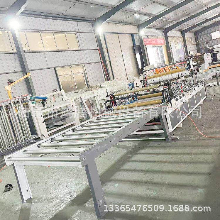 自动纠偏线条铝型材PUR热熔胶覆膜机 木格栅集成墙板包覆机