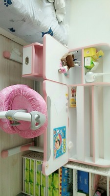 调查心得质量对比博士有成和爱果乐儿童学习桌哪个好，优缺点区别是？