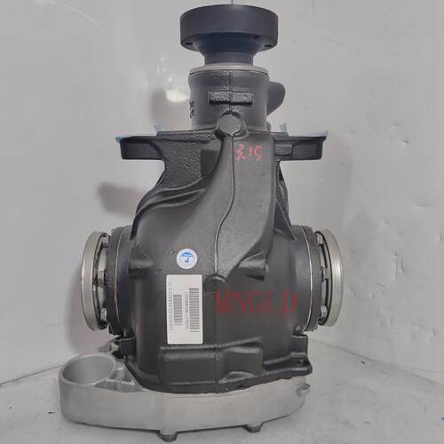 适用宝马3系1系 G28 F35 F30 G20 F80 E90 E93 E46 G21 差速器