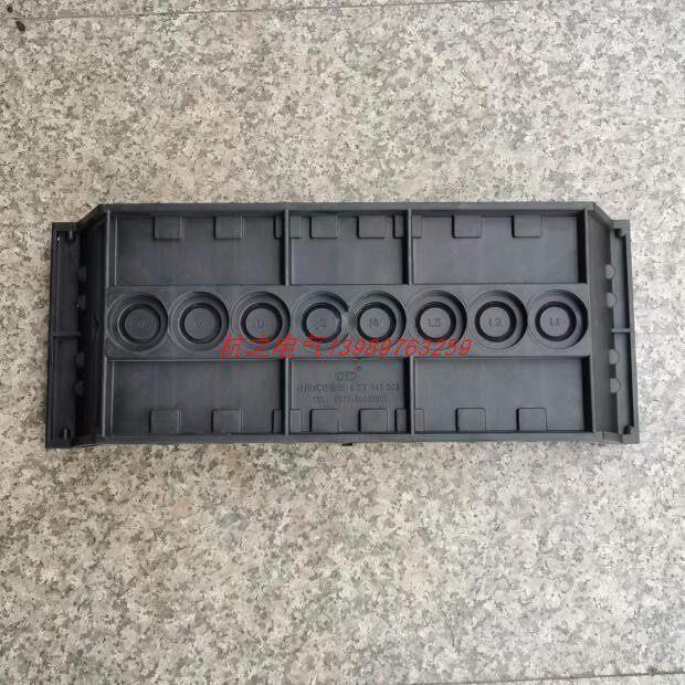 一代MNS低压开关柜标准型柜8ZY724001分段式功能板中端