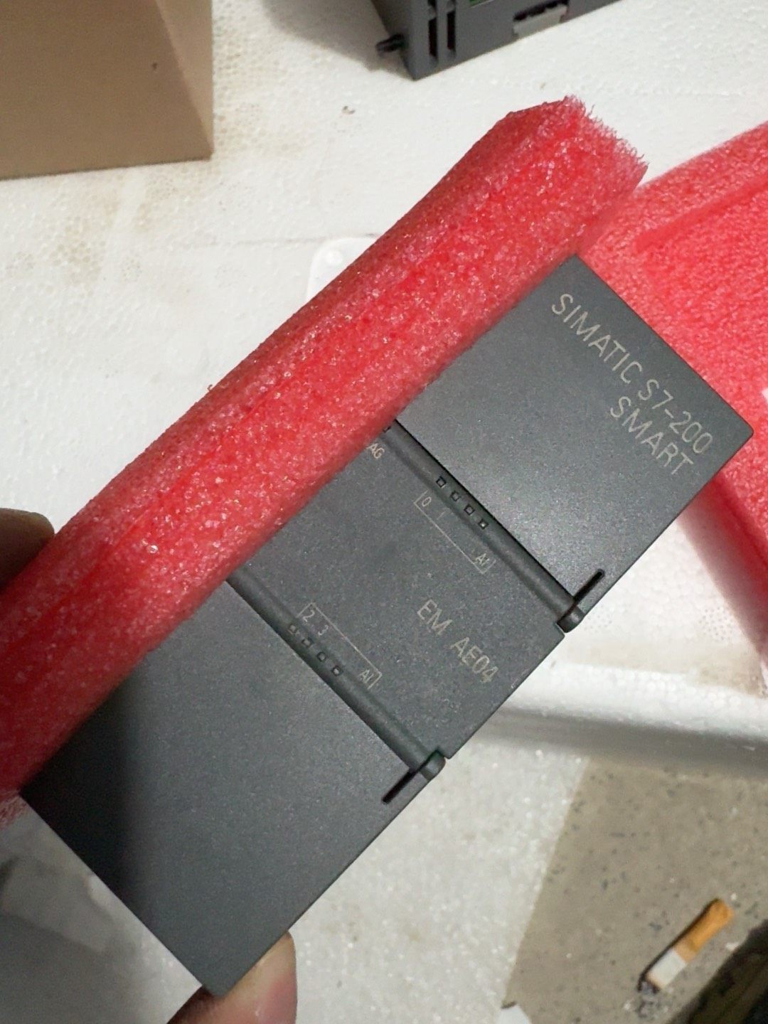 6ES7 288-3AE04-0AA0,1块