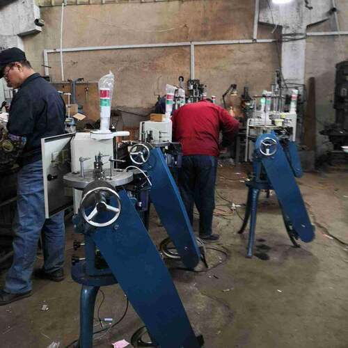 定制 金属网铜网不锈钢丝网针织机金属屏蔽网针织机 厂家直供