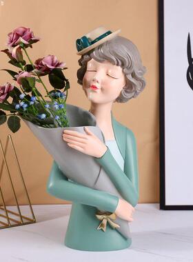 捧花女孩摆件轻奢风酒柜装饰品客厅电视柜家居桌面摆设干花瓶插花