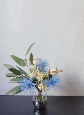 花花束台商务蓝色休息室样板间m245摆件摆仿真售楼处餐桌洽谈桌拍