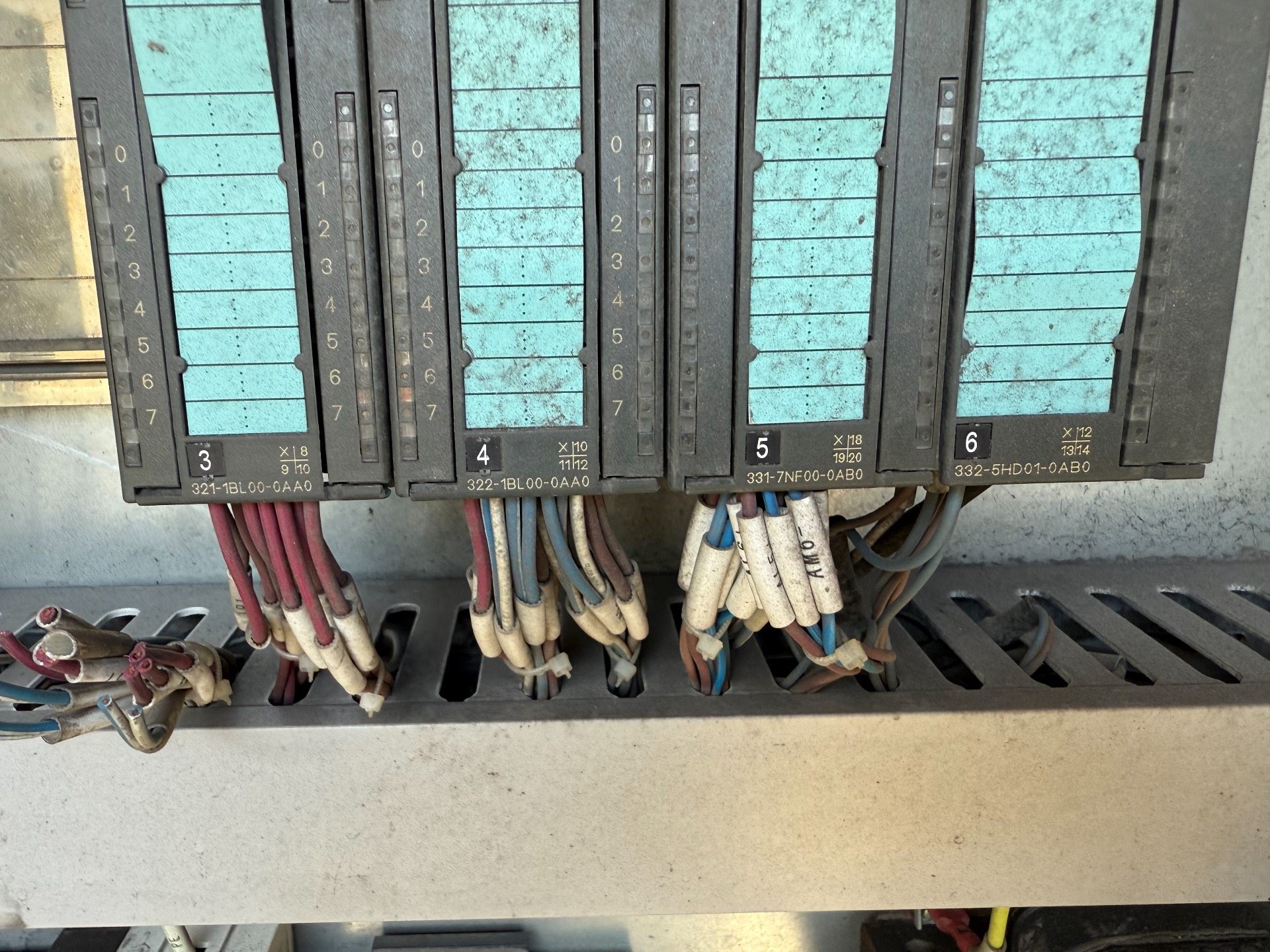 西门子321-1BL00-0AA0  10片