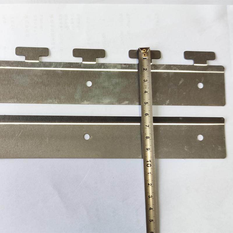 不锈钢门帘挂片厂家龙骨门帘挂片龙骨轨道夹片门帘夹片