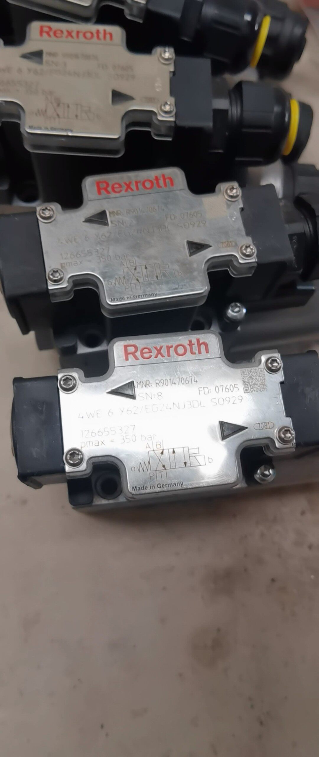 德国力士乐Rexroth原装电磁阀 4WE6Y62/EG24