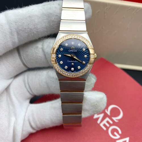 一口价9.8新欧米茄星座系列18K金镶钻石女表123.25.24.60.53.001