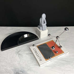 现代简约欧式北欧思考者沉思者人像摆件雕塑样板房售楼处软装饰品