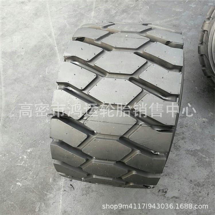 现货供应 355/65R15运粮机提梁机轮胎全钢工程机械轮胎355/65R15