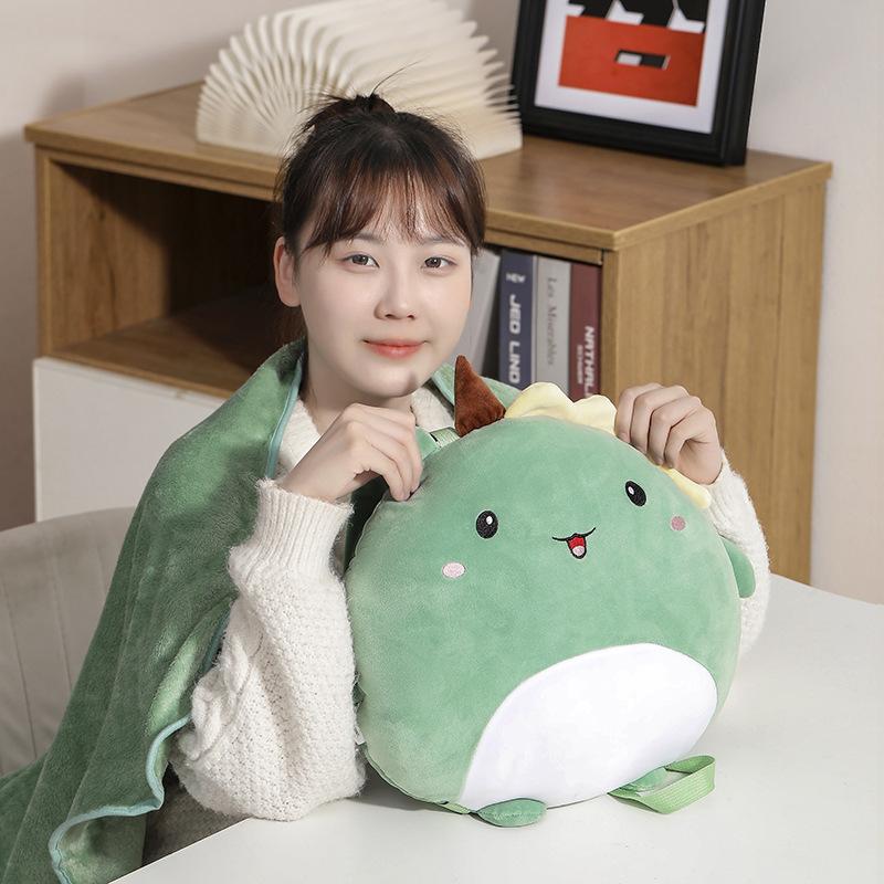 抱枕办公靠枕合一两用午睡毯空调睡觉卡通办公室车载2毯子车