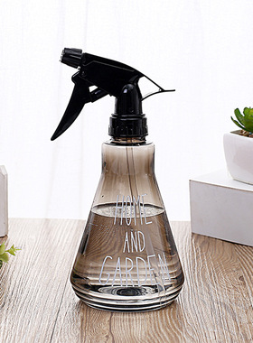 园艺浇花喷壶喷雾瓶理发店洒水壶按压式塑料消毒北欧风500ml
