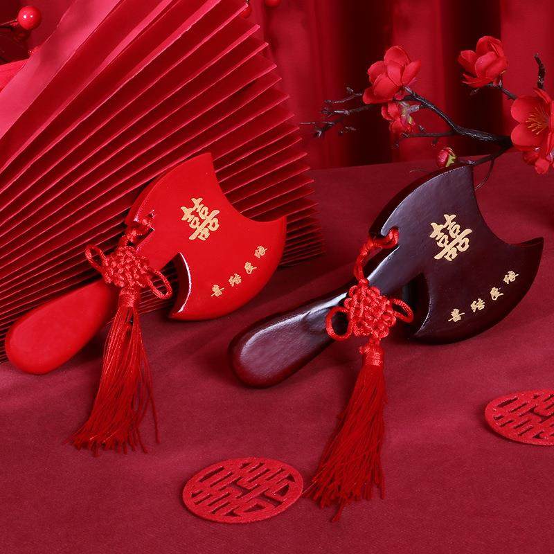 红色斧头结婚摆件婚房装扮桃木红斧子婚礼新娘坐福压床娃娃斧乔迁