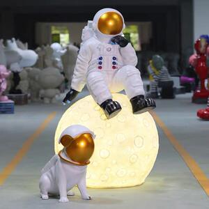 宇航员大摆件发光月球太空人玻璃钢雕塑商场展览网红店铺装饰落地