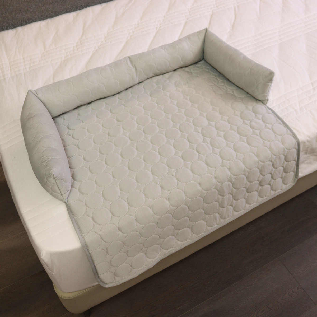 夏季纯色冰丝凉席宠物垫 冷感宠物凉垫夏猫狗降温透气狗冰垫,宠物/宠物食品及用品,狗窝/屋/帐篷/沙发,淘宝优惠券,粉丝福利购,淘宝优惠卷