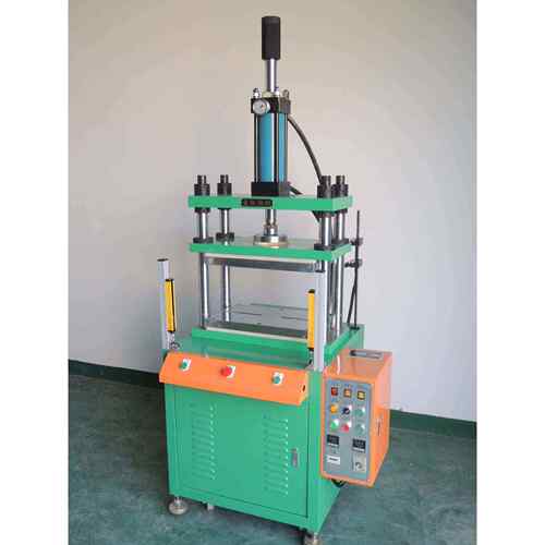 塑胶颗粒热压成型 PP材料塑料热压成型机