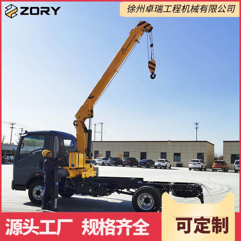 跨境供应豪沃随车吊吨随车起重机运输机载货汽车起重运输厂家