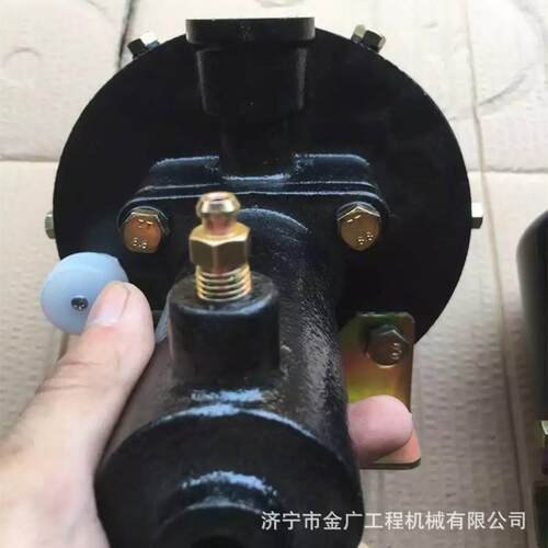 装载机铲车空气加力泵JGM767刹车助力器制动总泵刹车总泵