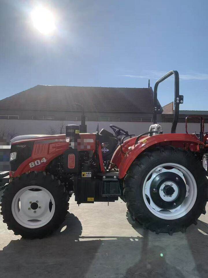 4月3日烟台全新804拖拉机双电瓶4缸增压配置见公告质保两年网络拍卖公告