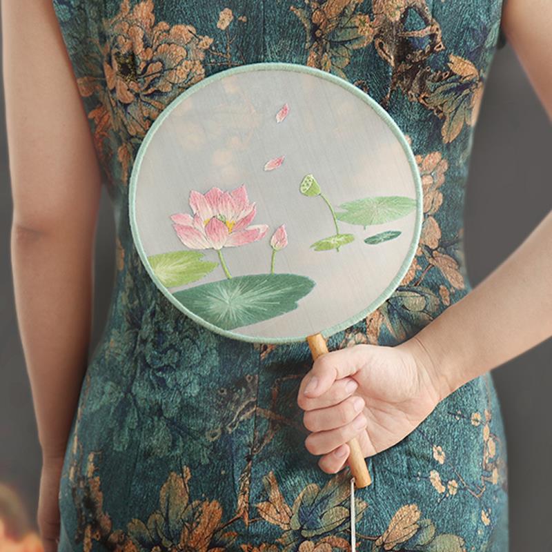 手工双面刺绣团扇diy材料包古风汉服苏绣中国风儿童舞蹈圆扇子夏图片