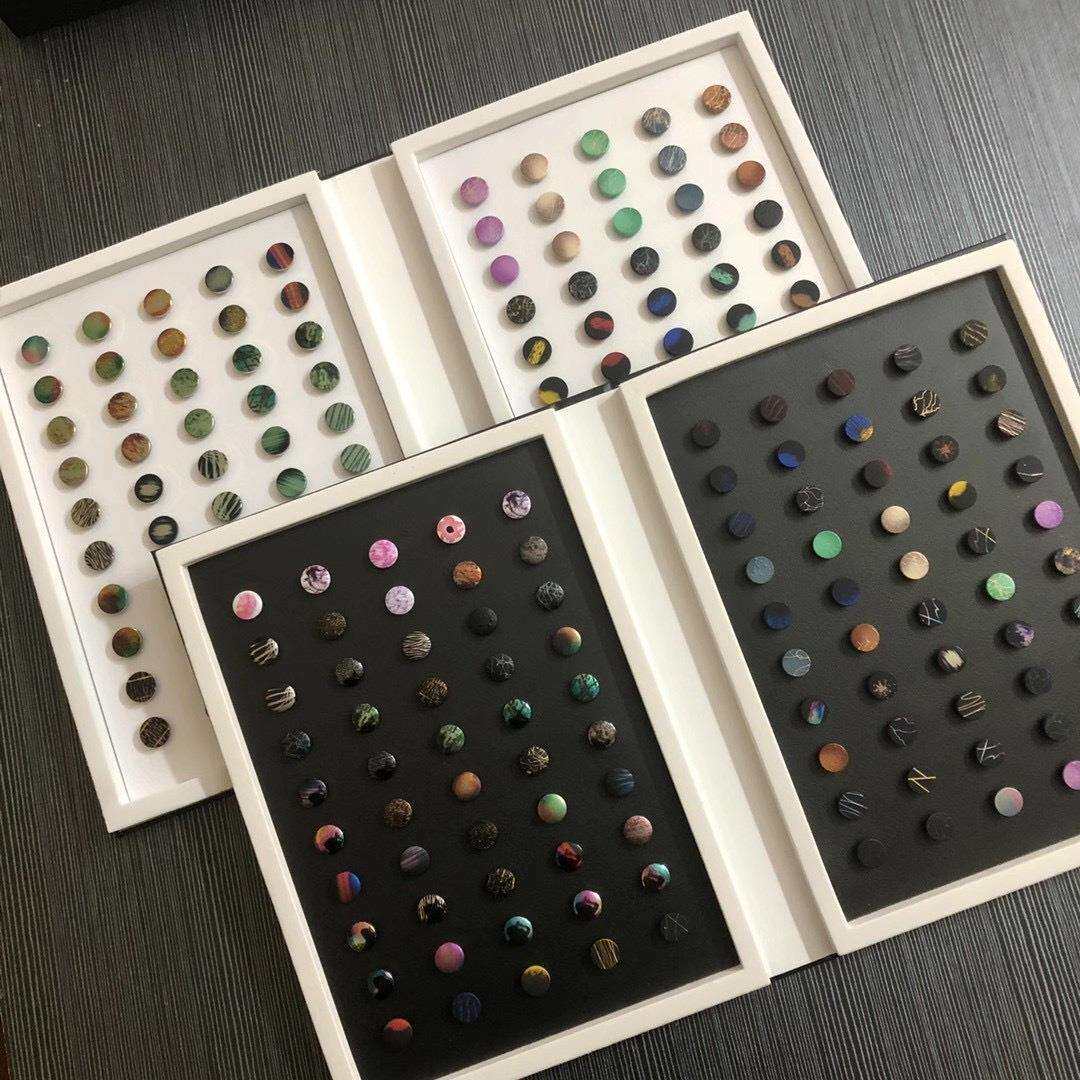 五金辅料纽扣盒弹簧扣盒绳扣吊钟色卡本现货手缝扣四合扣样品展示
