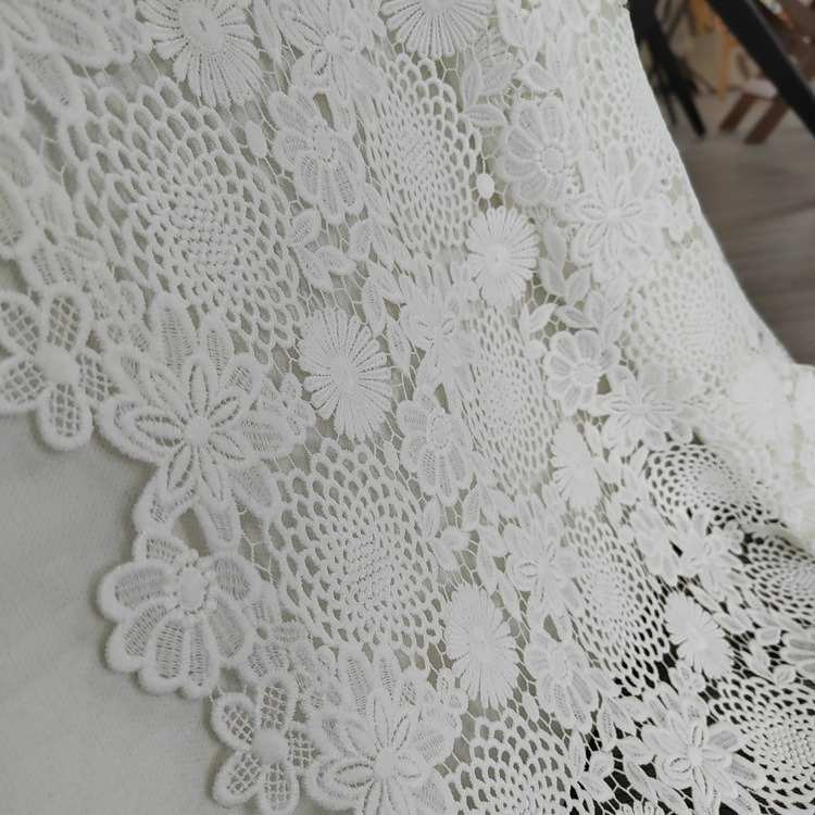 EG-1907401-148 水溶蕾丝绣花布 刺绣面料   厂家直销 现货供应