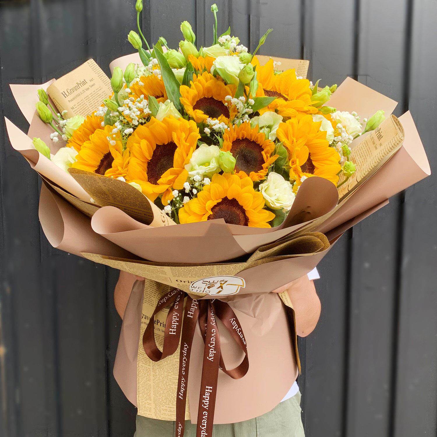 西安鲜花同城速递向日葵玫瑰绣球花束女友长辈老师生日花店配送