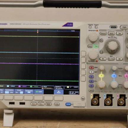 租售泰克MDO4024C/4034C/4054C/4104c/4034B混合域示波器