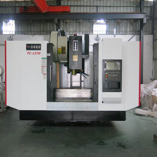 VMC1370立式加工中心CCTC-1370五大型数N控铣床中机心厂家直销四
