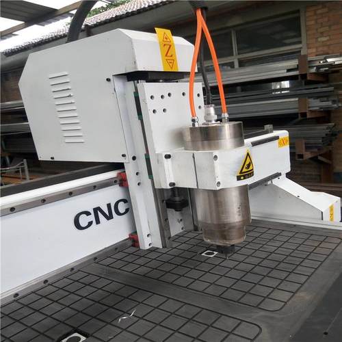 立体木工数控雕刻XUS2机橱柜木雕机135木工门广告雕刻刻机设备