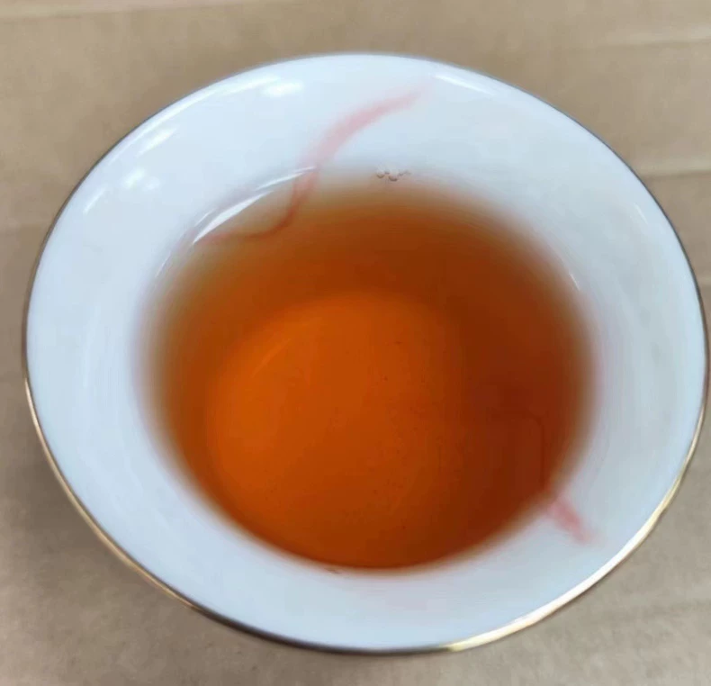 2006銷臺大益7542青餅猛海茶廠出品普洱生茶餅老茶陳茶茶葉一片 普洱茶 BUASHOP普洱老茶