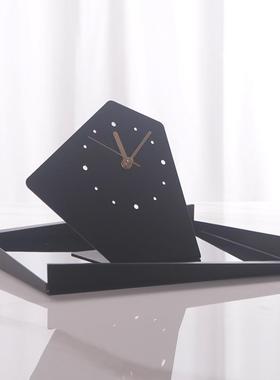 客奢几何轻座钟客厅艺术简钟表金属摆件厅书桌现GFO代极简约时钟
