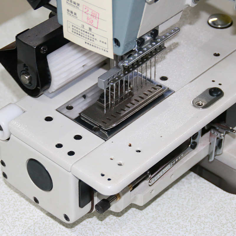 VC008 12针缝纫机 窗帘多针橡筋松紧带拉腰机贴条子裤腰缝纫机