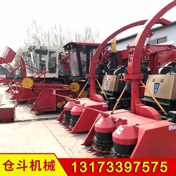 厂家直销青储机玉米秸秆青储机田间视频全自动牧草收割机