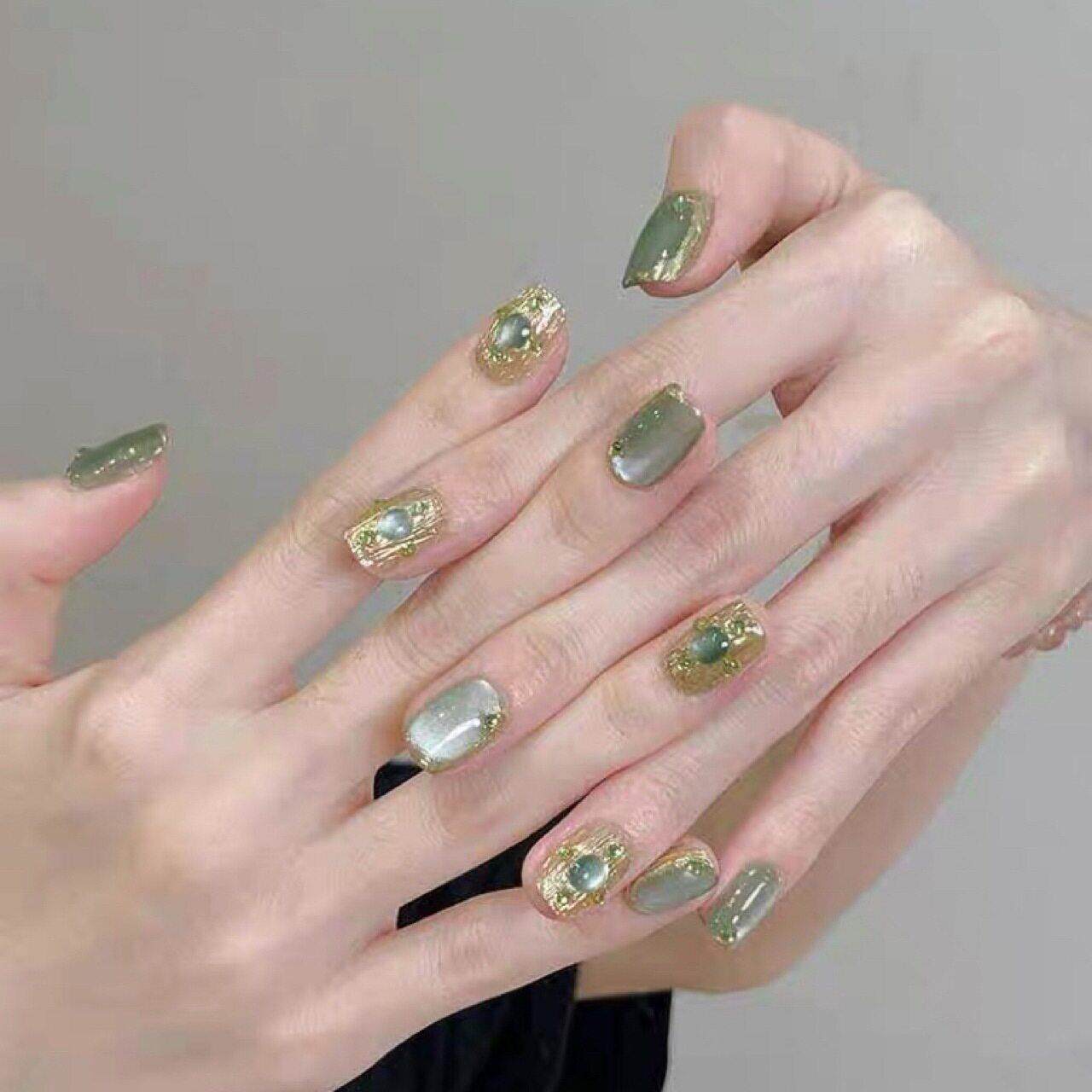 绿色布契拉提葡萄绿钻法式纯手工穿戴甲厂家美甲片级气质